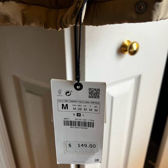 ZARA 3/4 PUFFER WITH HOOD - Picture 4 of 4